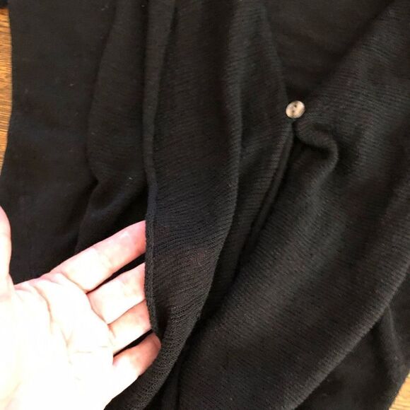 Margaret O’Leary Linen Blend Black One Button Cardigan Sweater - Picture 6 of 14